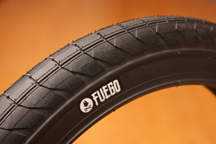 fly fuego tire