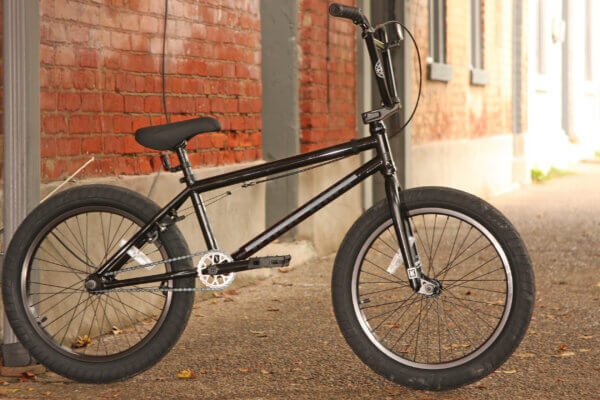 On Your Left Cycles IN STOCK: KINK WHIP 2022, $499